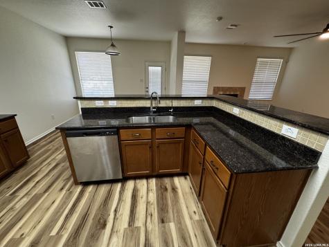 5911 Cinnabar Cove San Antonio TX 78222