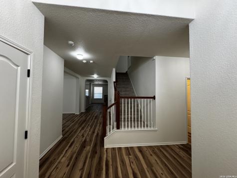 5911 Cinnabar Cove San Antonio TX 78222
