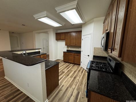 5911 Cinnabar Cove San Antonio TX 78222