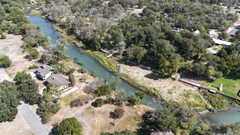 33 Glen Cove Seguin TX 78155