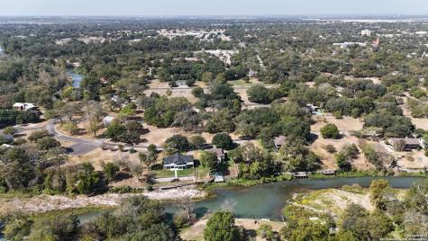 33 Glen Cove Seguin TX 78155