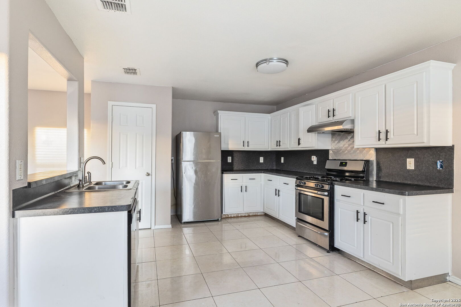 5519 Red Canyon San Antonio TX 78252
