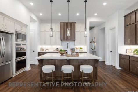 7011 Hallie Hunt Schertz TX 78154
