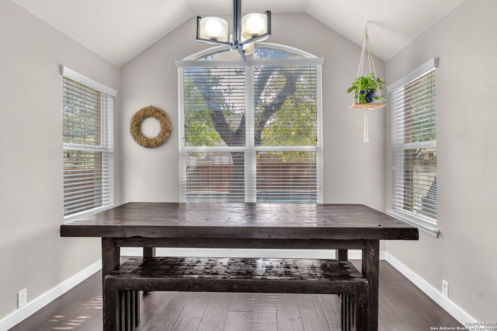 918 Steubing Oaks San Antonio TX 78258