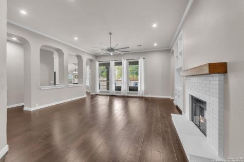918 Steubing Oaks San Antonio TX 78258