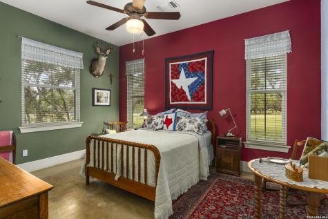 241 Ammann Road Boerne TX 78015