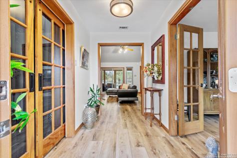 407 Windsor New Braunfels TX 78132
