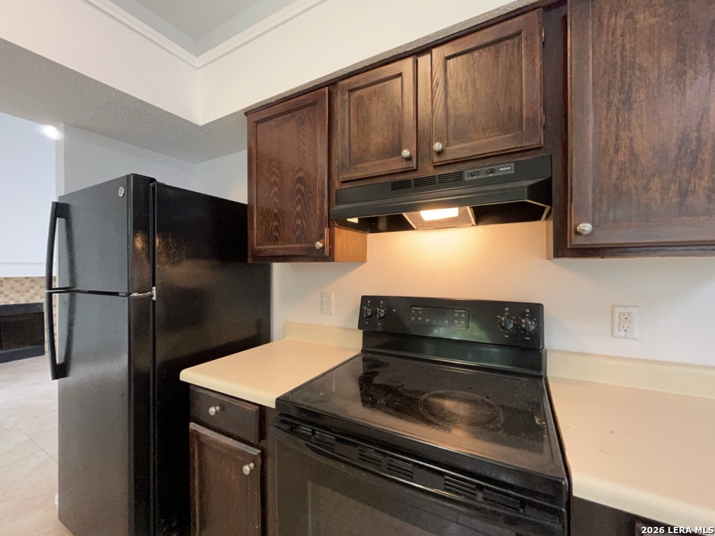 6202 Valley Cliff San Antonio TX 78250