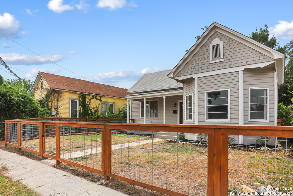926 Nolan Street San Antonio TX 78202