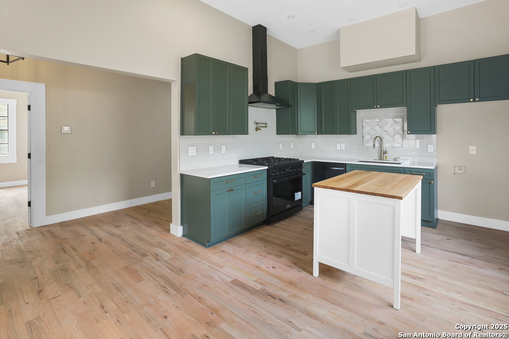 926 Nolan Street San Antonio TX 78202