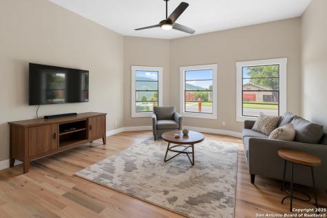 926 Nolan Street San Antonio TX 78202