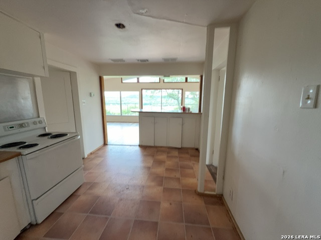 184 Paradise Lane Lakehills TX 78063