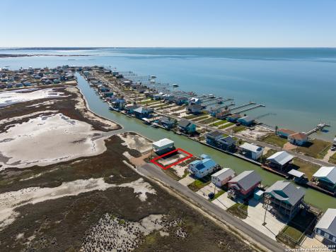 153 Starfish Drive Rockport TX 78382