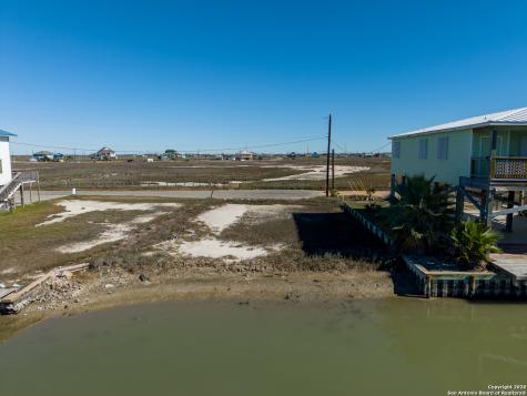 153 Starfish Drive Rockport TX 78382