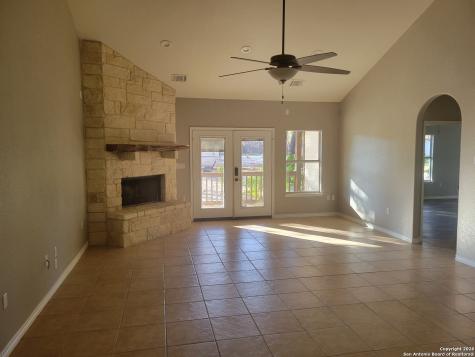 254 County Road 6876 Natalia TX 78059