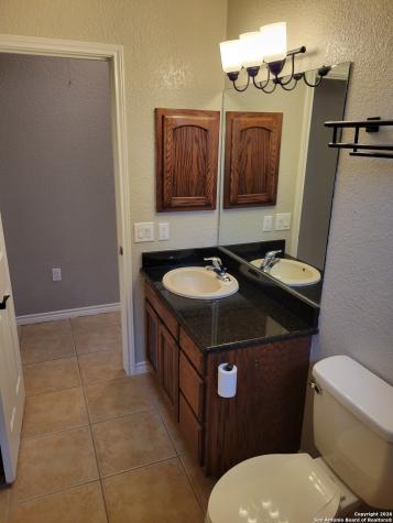 254 County Road 6876 Natalia TX 78059
