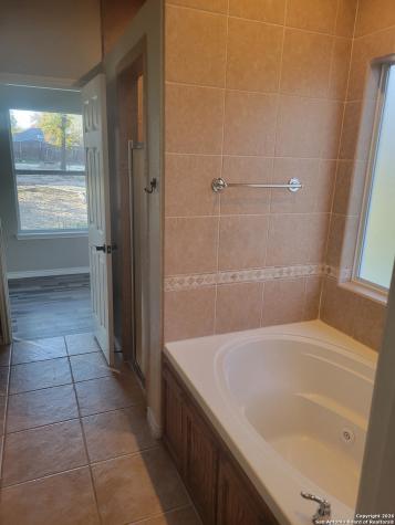 254 County Road 6876 Natalia TX 78059