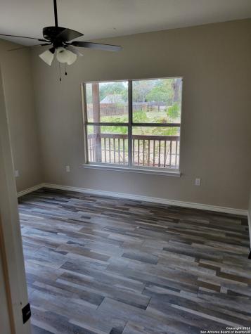 254 County Road 6876 Natalia TX 78059