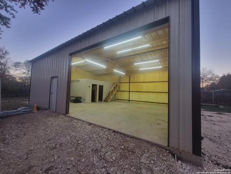 254 County Road 6876 Natalia TX 78059