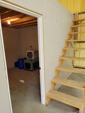 254 County Road 6876 Natalia TX 78059
