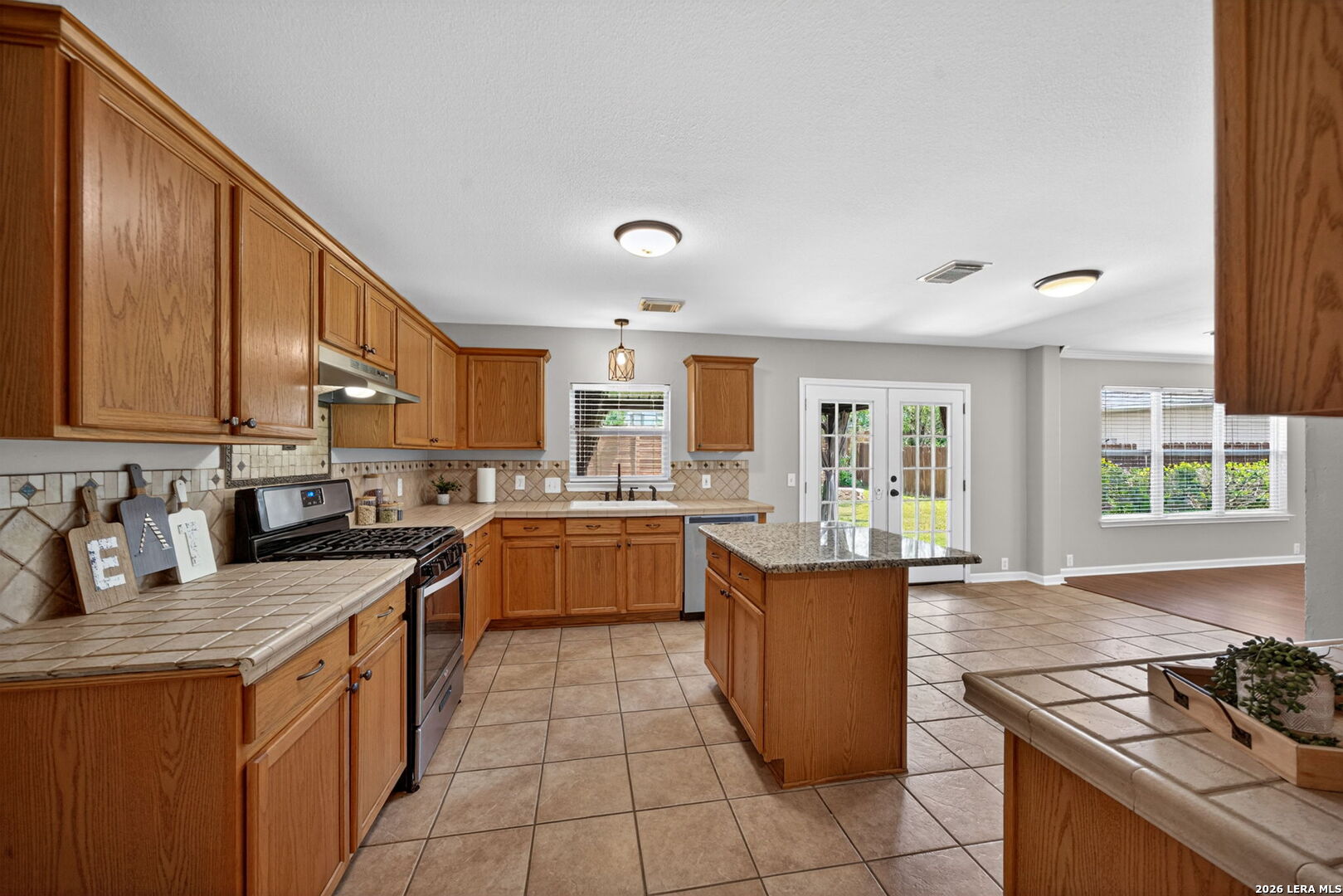 6517 Rosethorn Drive San Antonio TX 78249