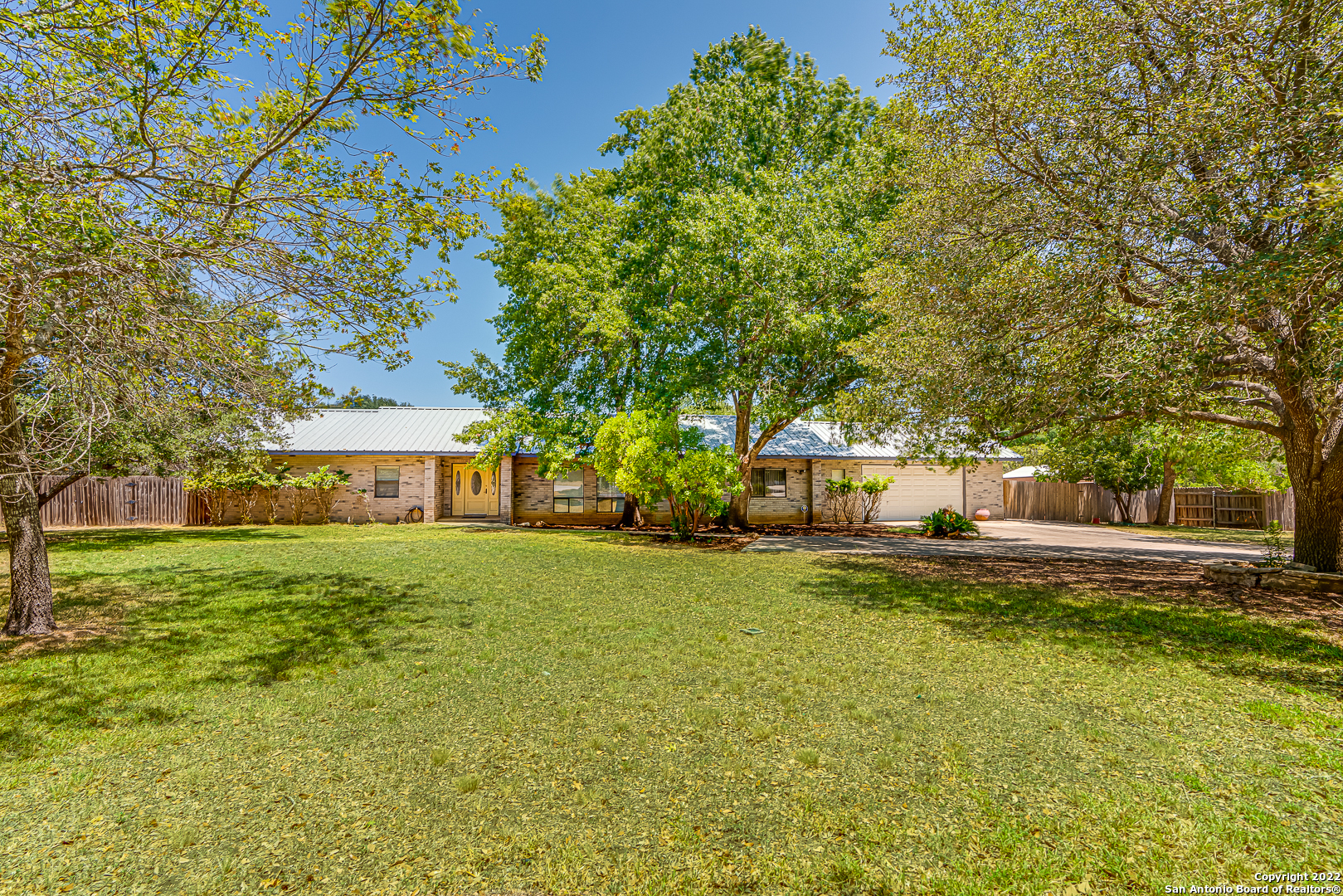 8522 Classic Oaks Lane San Antonio TX 78255