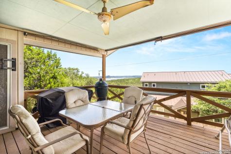 632 Lake Forrest Canyon Lake TX 78133