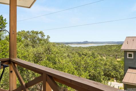 632 Lake Forrest Canyon Lake TX 78133