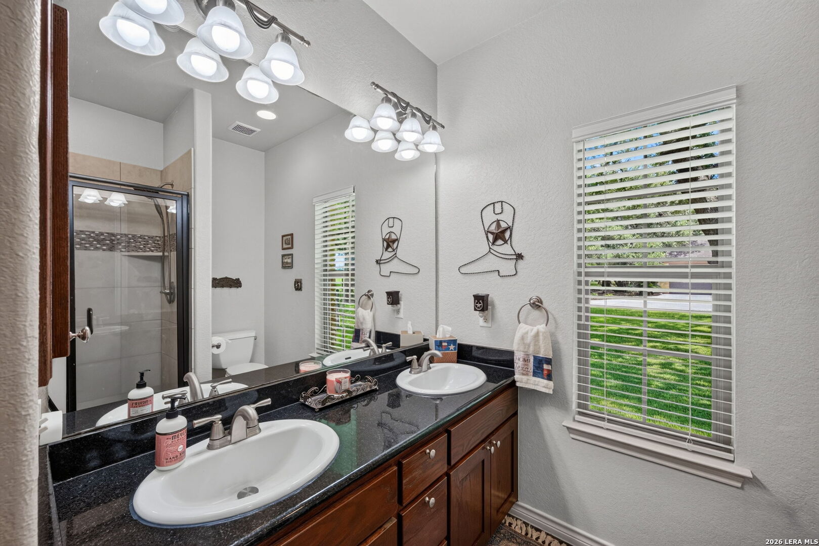 351 Rosewood Drive La Vernia TX 78121