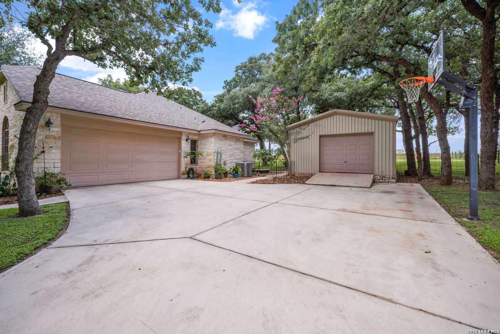 351 Rosewood Drive La Vernia TX 78121