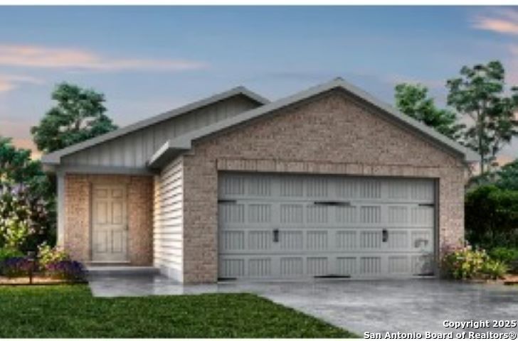 713 Cadena Loop Kenedy TX 78119