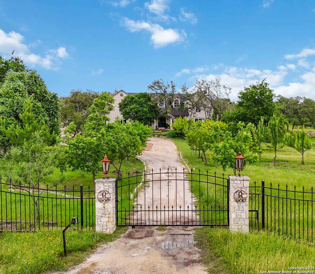 111 Kendall Oaks Boerne TX 78006