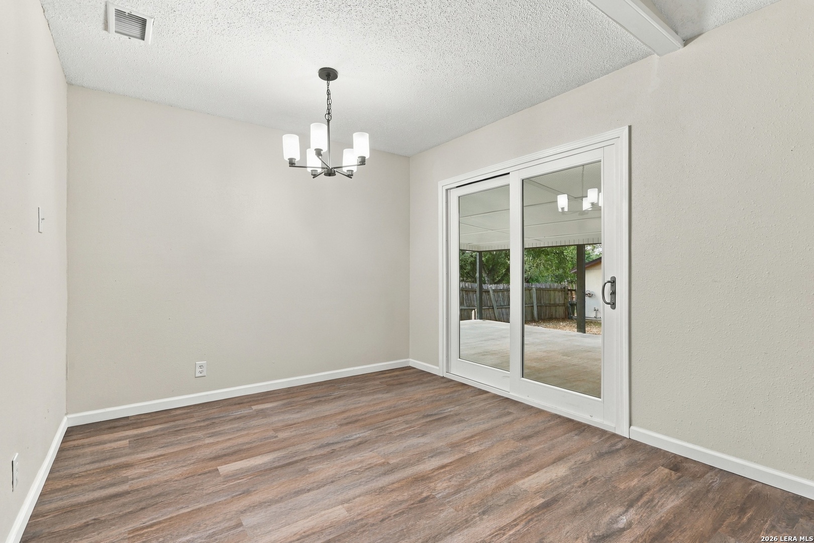 7806 Oak Forest Drive Live Oak TX 78233