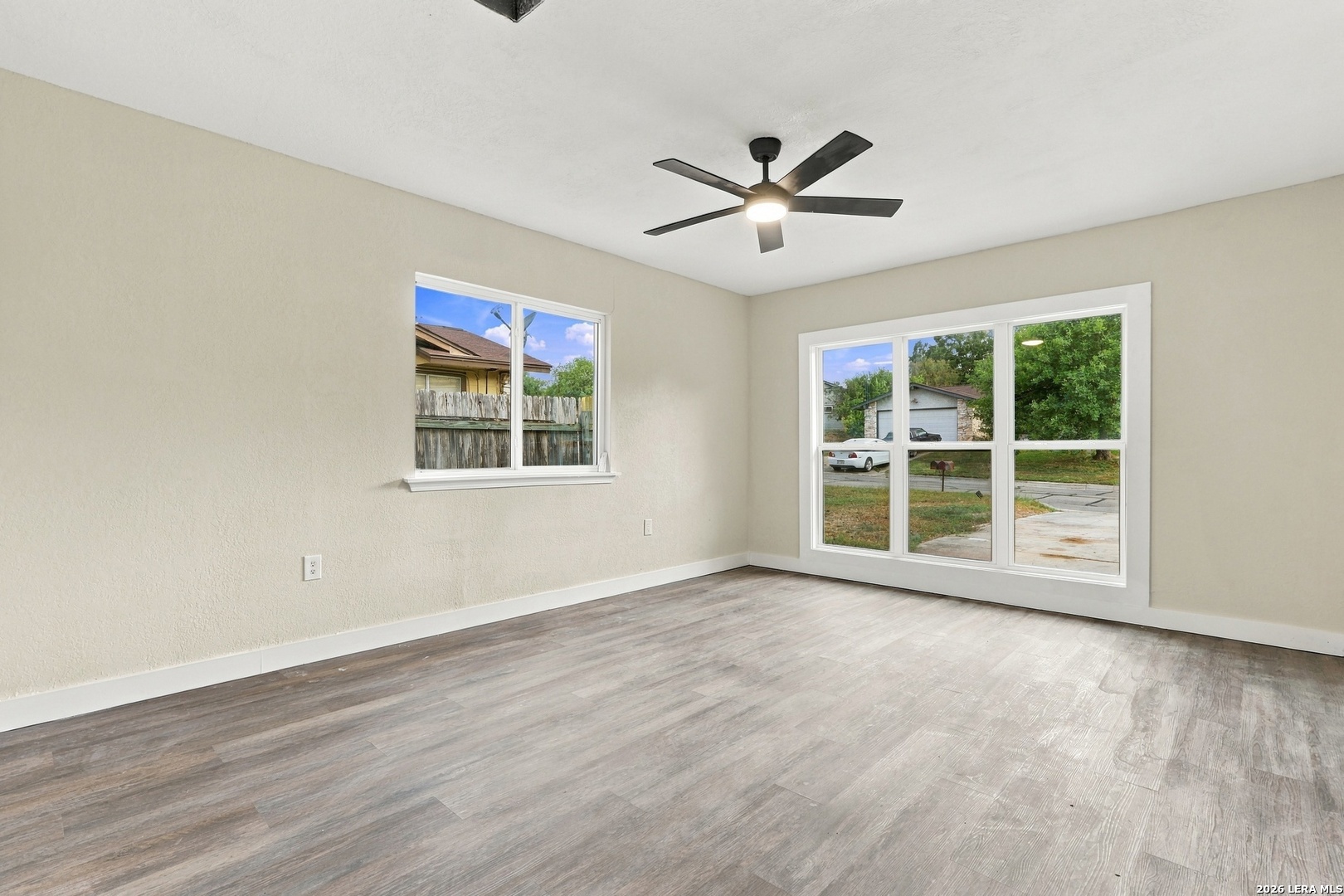 7806 Oak Forest Drive Live Oak TX 78233