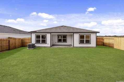 16166 Farmer Lytle TX 78052