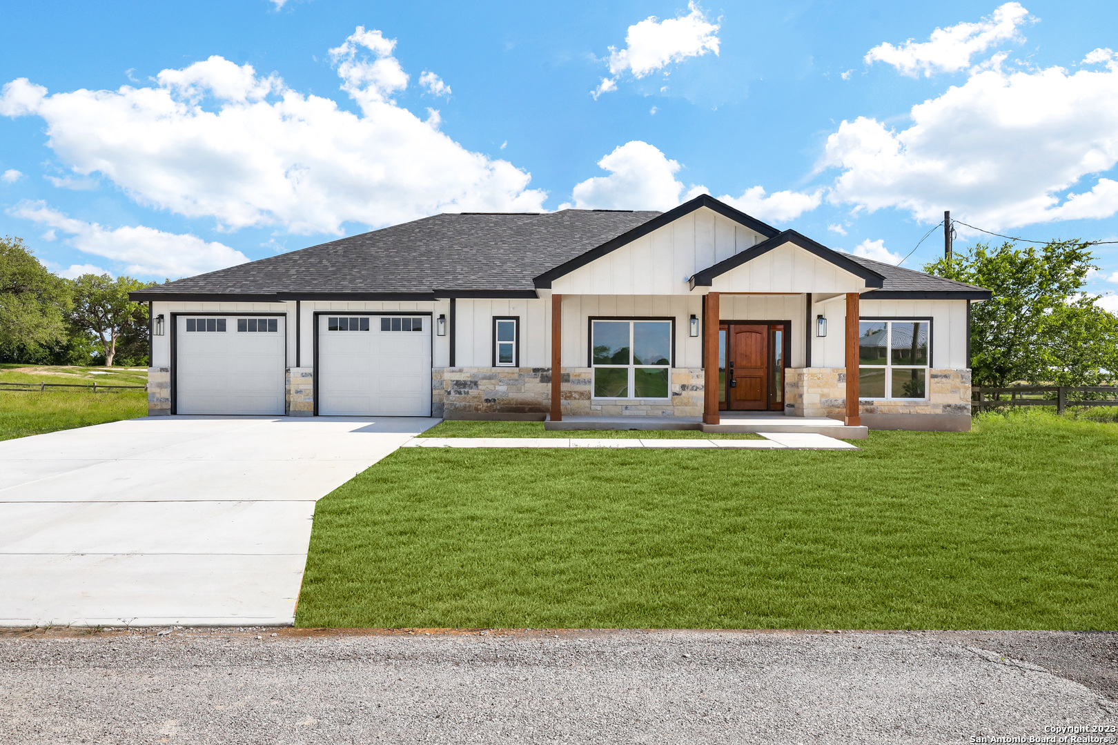 492 Spanish Grant Circle Bandera TX 78003