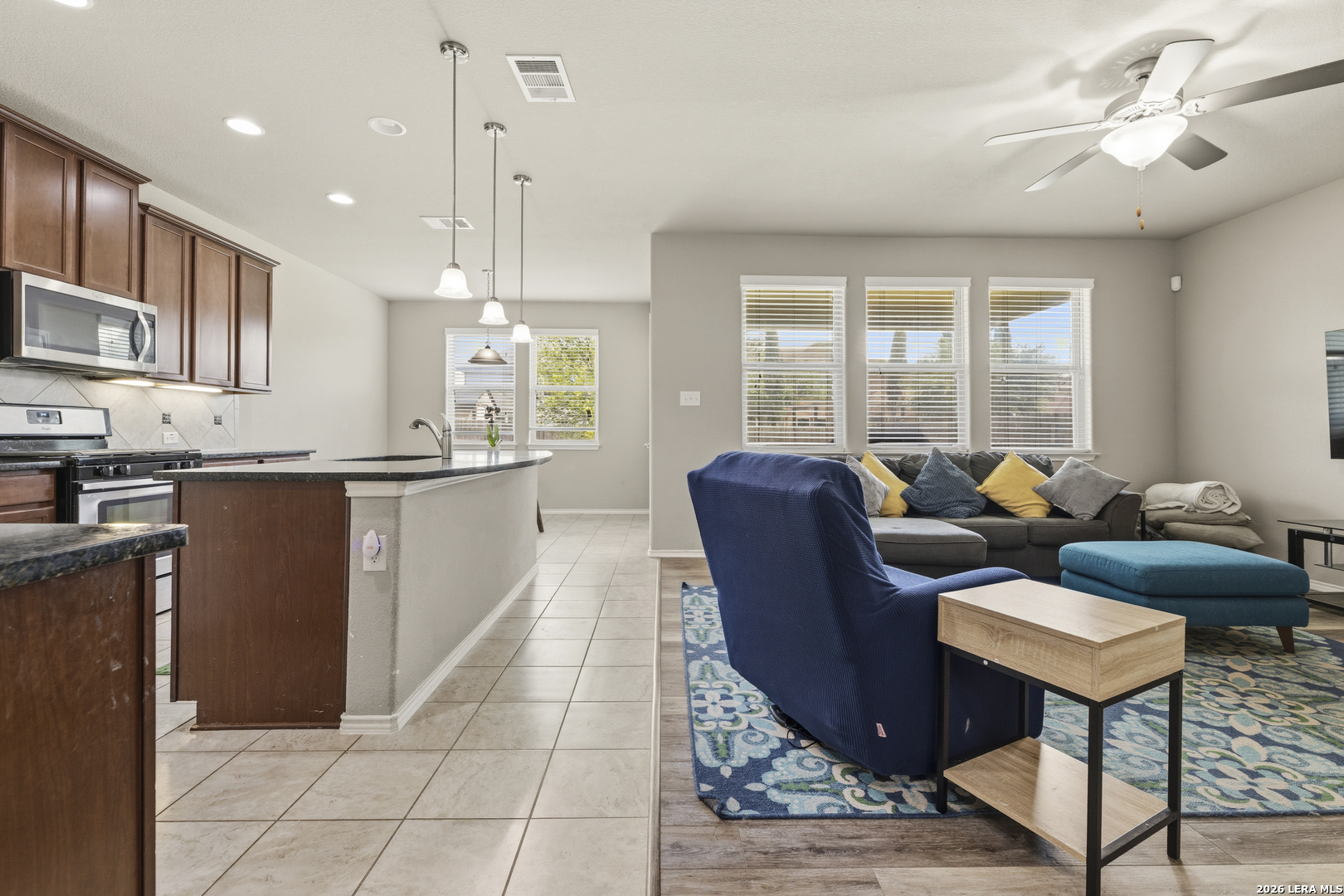 8718 Finlandia Rock San Antonio TX 78251