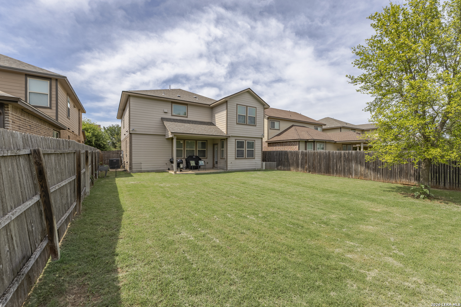 8718 Finlandia Rock San Antonio TX 78251