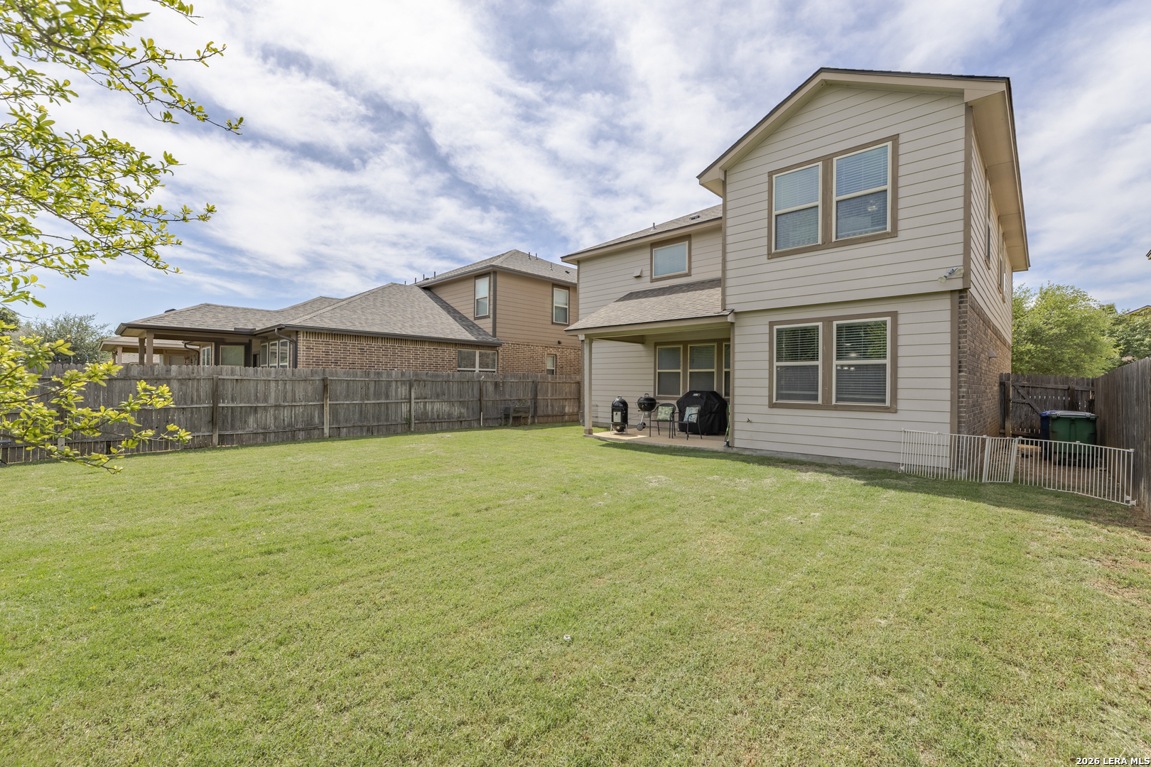 8718 Finlandia Rock San Antonio TX 78251