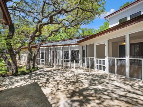 200 Garrapata Lane Hollywood Park TX 78232