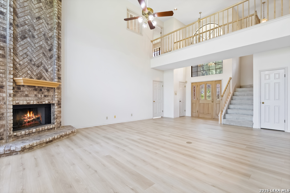 6815 Waxachie Way San Antonio TX 78256