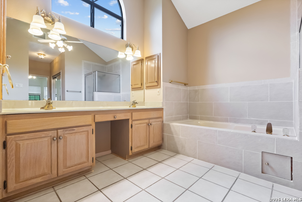 6815 Waxachie Way San Antonio TX 78256