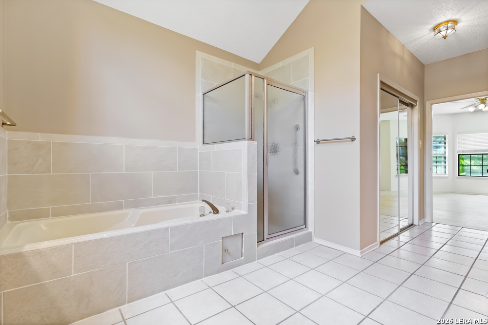 6815 Waxachie Way San Antonio TX 78256