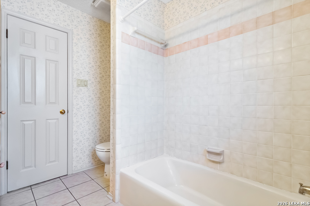 6815 Waxachie Way San Antonio TX 78256