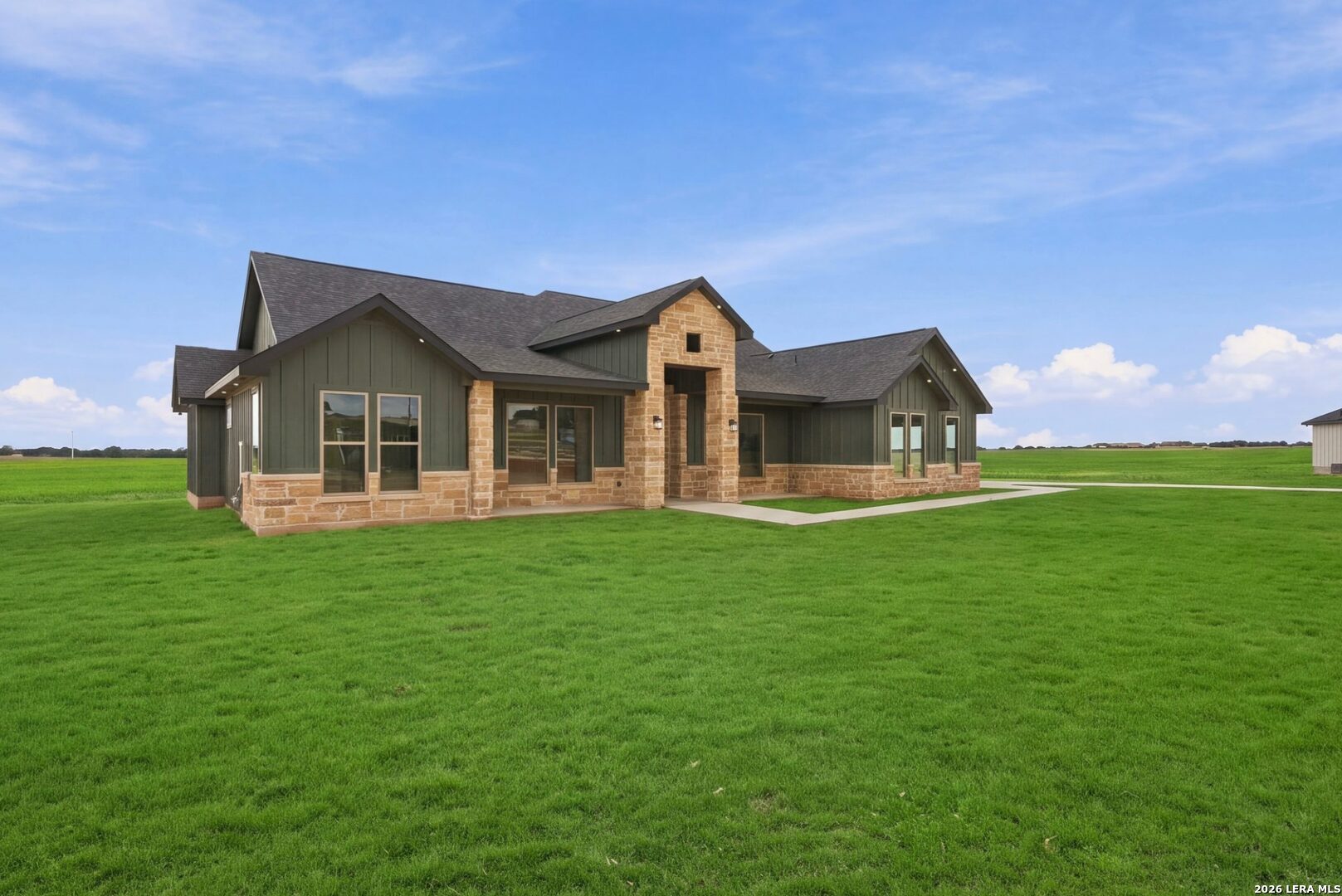 120 Pioneer Drive La Vernia TX 78121