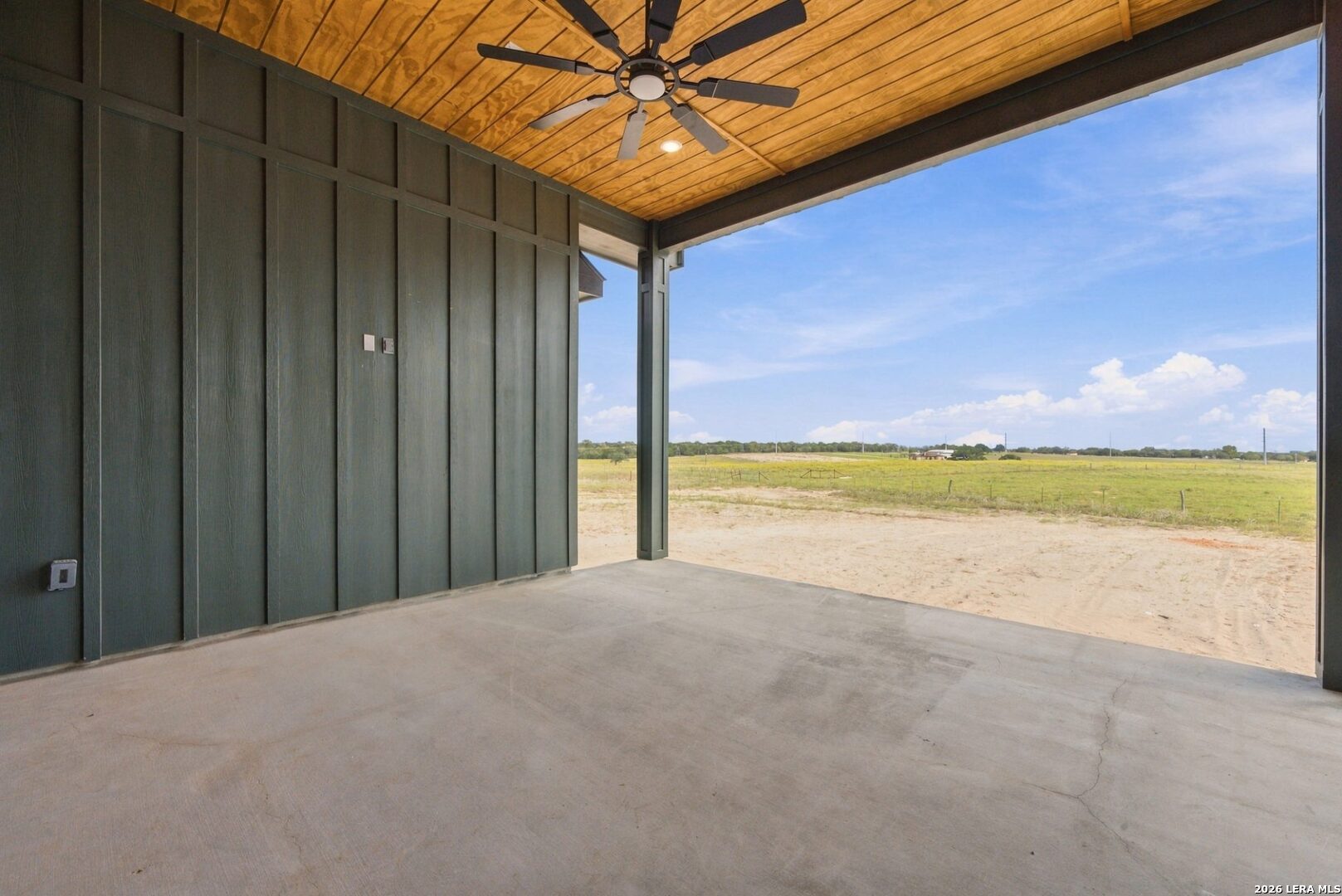 120 Pioneer Drive La Vernia TX 78121