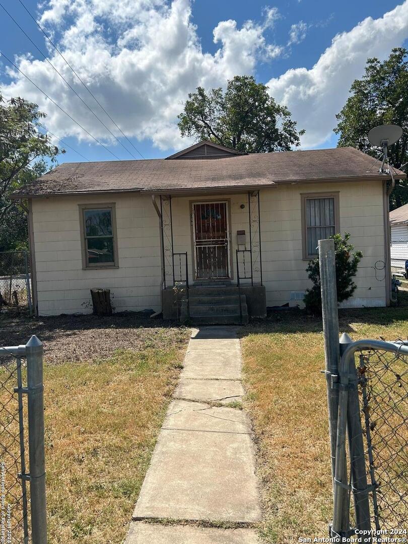 398 Fairview Avenue San Antonio TX 78223