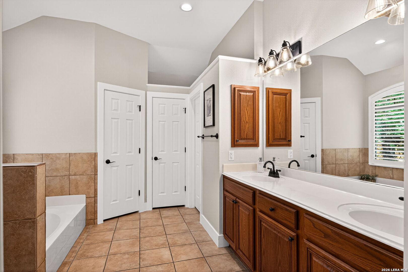 23715 Legend Knoll San Antonio TX 78260