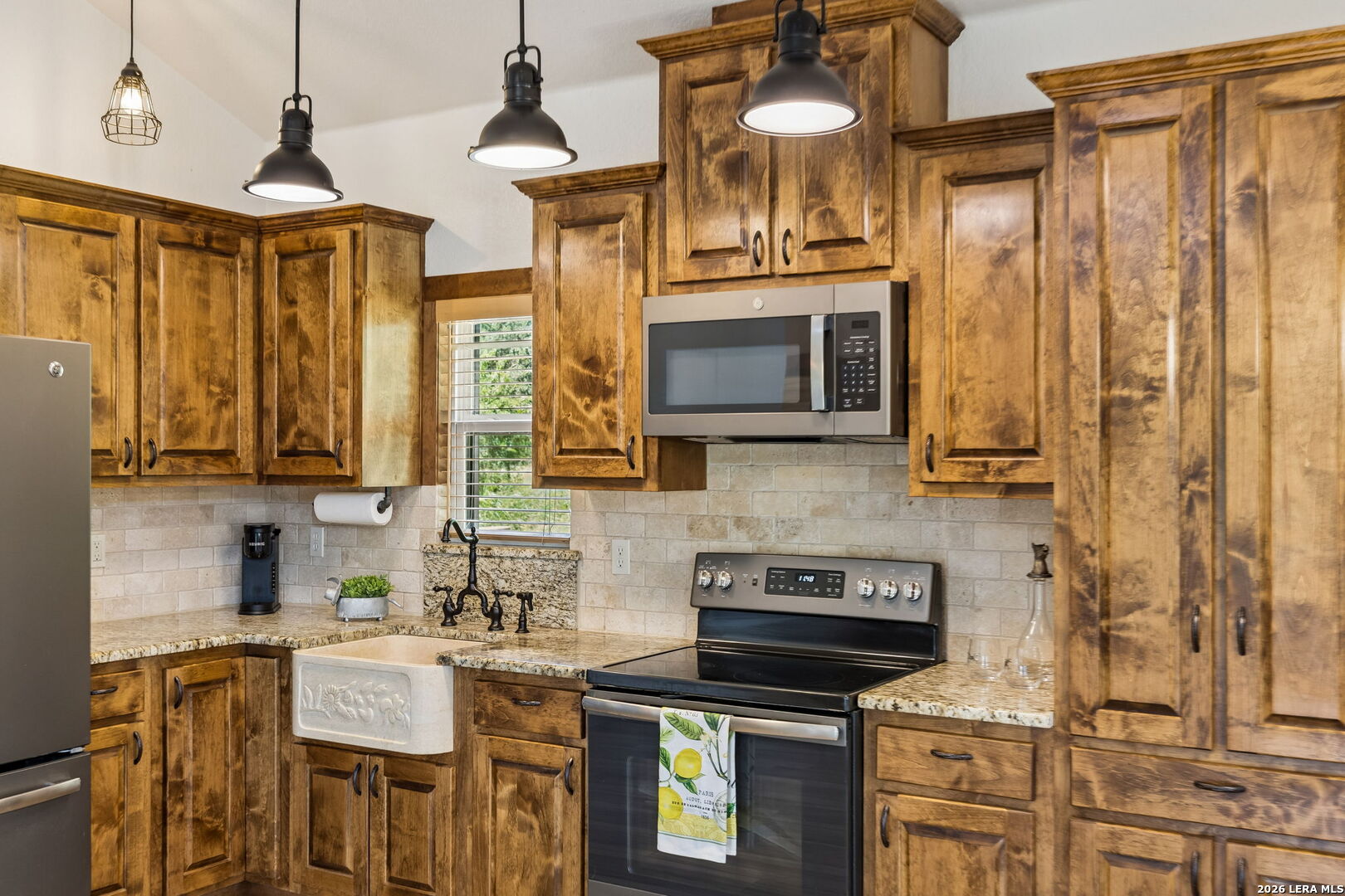 1355 Broad Oak Drive Bandera TX 78003