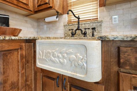 1355 Broad Oak Drive Bandera TX 78003
